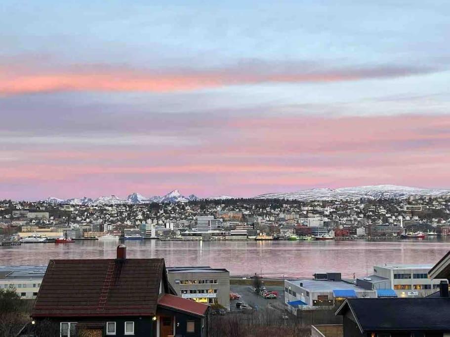 Apartmán Cosy Flat Near Cable Car And The Arctic Cathedral Tromsø Exteriér fotografie